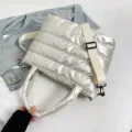 Winter gesteppte Puffer Tote Bag, lässige glänzende weiße Umhängetasche für Damen. - Weiß