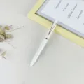 Weißer Business Gelschreiber mit Roségold Akzenten elegante Büromaterialien zum glatten Schreiben - Weiß
