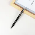Eleganter schwarzer Metallkugelschreiber mit Silberrand, professionelles Bürobedarf Geschenk. - Schwarz