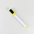 Marqueur de tableau blanc avec capuchon aimanté, variante en blanc et jaune pour bureau. - Jaune