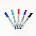 Kleurrijke pigment liner pennen set, 0,5 mm sneldrogende fineliners in 5 heldere kleuren. - Set van 5 Stuks