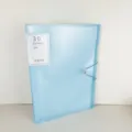 Hellblaues A4 30 Fächer Display Buch Ordner mit elastischer Kordel für Dokumentenaufbewahrung - Hellblau