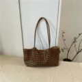 Sac à épaule tressé vintage pour femme, élégant cabas marron en cuir synthétique chic. - Café