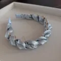 Sweet crystal wrapped headband for women, elegant hair hoop for daily wear and styling. - Glacier Blue