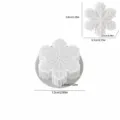 Vue détaillée du moule flocon de neige en silicone avec dimensions et relief 3D. - Bougie Flocon de Neige-6202
