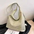 Sac bandoulière souple en cuir PU, grand fourre-tout décontracté pour un usage quotidien. - Vert