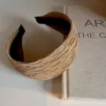 Vintage pleated wide fabric headband, elegant hair hoop for women and daily wear. - Khaki