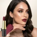 YOUNG VISION Labial Mate de Terciopelo Tono 05 Maquillaje de Labios Larga Duración - N.º 05