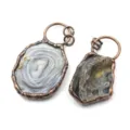 Raw crystal stone vintage copper wrapped agate pendant DIY jewelry accessory for necklace. - Green and Blue Embroidery (03)