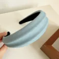 Light blue wide padded headband for women, high-end temperament hair accessory, versatile fashion. - Light Blue