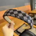 Ruitvormige PU lederen haarband voor vrouwen, dikke spons hoge kroon haarhoepel accessoire. - Zwart en Grijs