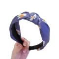 Women fabric knotted headband cute daisy floral print wide hair hoop fashion accessory - Blue Daisy Style