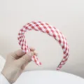 Diadema acolchada de cuadros rojos y blancos estilo universitario bonito accesorio de pelo - Rojo