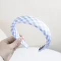 Diadema de tela a cuadros azul y blanco, bonito accesorio de pelo estilo colegial. - Azul