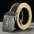 Cinturón de lona casual para hombre con hebilla automática de metal en variante marrón y beige. - Rayas Caqui