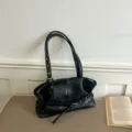 Sac à bandoulière rétro noir pour femme, élégant sac cabas en cuir PU avec boucle. - Style de Sac Tote (BZLL-6886) / Noir sans Pendentif