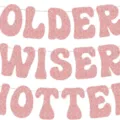 Banner di lettere con glitter rosa older wiser hotter per decorazione di festa di compleanno. - Older Wiser Hotter Banner Oro Rosa