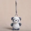 Grauer Panda Pluesch Tier Schluesselanhaenger, niedlicher Taschenanhaenger Accessoire. - Tieranhänger - Panda