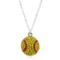 Gedetailleerde foto van glinsterende strass softball hanger ketting met zilveren ketting. - Softbal Eenvoudige Ketting