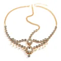 Gedetailleerd overzicht van vintage gouden strass voorhoofdketting, prachtig vakmanschap en stenen. - Bohemian Hoofdtooi(FD069) / Goud