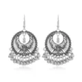 Vintage Boheemse zilverkleurige legering hangende oorbellen met filigraan en kralenrand. - Stijl 6