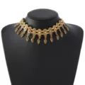 Vintage gouden legering gesneden strass choker ketting, retro stijl sieraden voor vrouwen. - Goud Wit