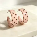 Retro pink brown polka dot acrylic hoop earrings, chic minimalist daily jewelry for women. - 2609173B Pink Polka Dot Hoops