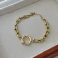 Elegantes 18K vergoldetes Edelstahl Gliederarmband mit glitzerndem Zirkon Hufeisenverschluss. - Strass Nagel Hufeisen Kettenarmband