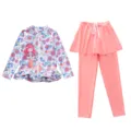 Details des Kinder Langarm Blumenmuster BADEANZUGES mit rosa Rockhosen für Mädchen. - 2XL / Oberteil und Unterteil / Lila Blumen-Oberteil Und Rosa Hose (Blaue Blumenmeerjungfrau)