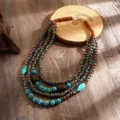 Collana lunga boho multistrato con perline di legno e pietre turchesi per donne vintage - Blu