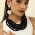 Afrikaanse boho handgemaakte houten kralen ketting en geometrische oorbellen set voor dames. - Zwart