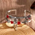 Splendido bracciale rigido punk gotico con teschio, serpente e decorazioni di rose rosse. - SL038 Argento Antico