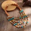 Boho multi-layer kralen ketting met houten kralen en turquoise accenten voor vrouwen. - Blauw