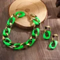 Fluorescerend groen en goud dik ketting halsketting en oorbellen set, stijlvol mode sieraden detail. - Groen