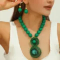 Groene hars kraal statement ketting en oorbellen sieraden set voor dames mode. - Groen
