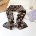 Sciarpa quadrata in cotone con stampa paisley marrone, bandana retrò e nastro per capelli. - MBFJ39 - Color caffè