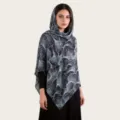 Écharpe en coton mercerisé avec imprimé aquarelle et détails, long châle élégant pour femmes. - 44