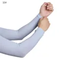 Light blue sun protection ice sleeves for outdoor driving sports and daily casual use. - One Size / Ice Blue Soda