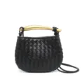Kleine geweven lederen schoudertas met gouden metalen handvat chique crossbody tas - Zwart