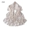Detalle bufanda seda satinada, elegante chal largo plisado color solido para verano. - Blanco Crema
