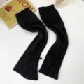 Manches de protection solaire plissées de style chinois noir avec des détails de boutons - Noir