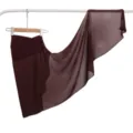 Wijnrode chiffon kristalhennep sjaal met strass cirkels elegante hoofddoek voor dames. - Ancorra Rood