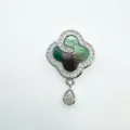 Saisissant pendentif collier trèfle en nacre avec des zircons brillants et élégants accessoires. - Trèfle à quatre feuilles / Argent Coquille d'Ormeau