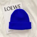Gorro de punto acanalado azul real para hombre, variante de gorro de invierno cálido. - Talla única / Azul Klein
