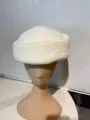 Chapeau pillbox blanc en chenille rétro hiver chic toque hôtesse couvre-chef élégant - M (56-58cm) / Blanc