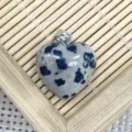 Naturstein Herz Kristall Anhänger DIY Schmuck Zubehör, schöner Herz Charm für Halskette. - 1 Stück Packung / Dalmatinerjaspis
