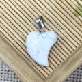 Natural white stone heart pendant DIY necklace jewelry accessory elegant charm component - 16x21mm (2g) / Howlite