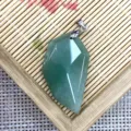 Pietra naturale cristallo sfaccettato foglia ciondolo collana DIY gioiello verde - 20x37mm / Aventurina verde