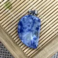 Pendentif feuille sculptée en pierre naturelle agate cristal collier DIY bijoux - 15x26mm / Sodalite
