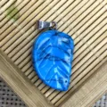 Pierre naturelle pendentif feuille sculptée collier couleur turquoise accessoire bijoux DIY - 15x26mm / Turquoise à Ligne Bleue